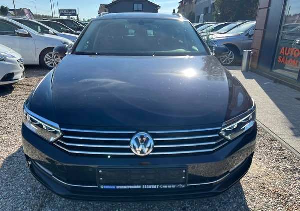 Volkswagen Passat cena 51900 przebieg: 248380, rok produkcji 2016 z Wejherowo małe 232